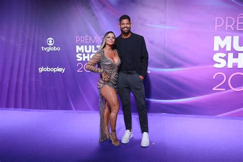 viviane araujo de calcinha|Com o marido, Viviane Araujo usa look poderoso no Prêmio